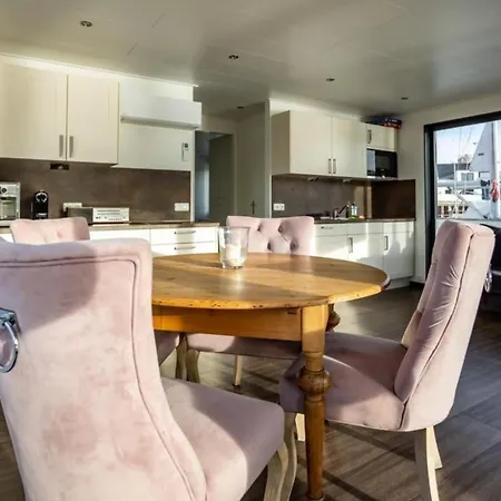 船上ホテル Hausboot Paradise - Lp9 *