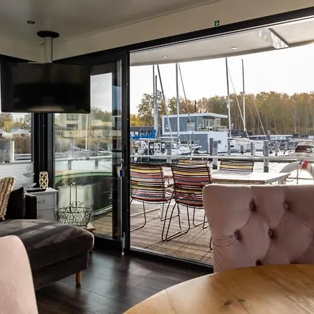 Hausboot Paradise - Lp9