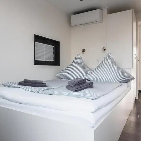 船上ホテル Hausboot Paradise - Lp9