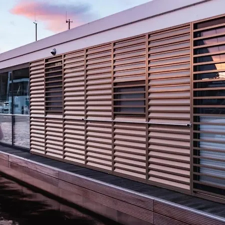 Hausboot Paradise - Lp9 ペーネミュンデ