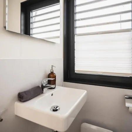 Hausboot Paradise - Lp9